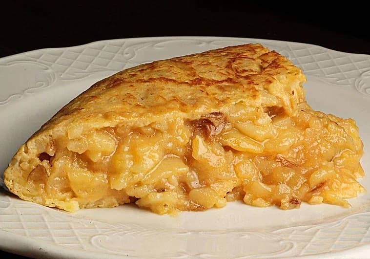 Tortilla de patatas dorada